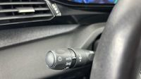 Peugeot 308 Sw PHEV 180ch Allure Pack e-EAT8 — photo 26