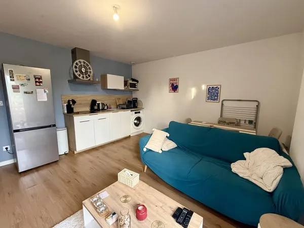 A VILLENEUVE SUR LOT, T2 DE 41,3 M2 NEUF, AVEC BALCON ET PAR