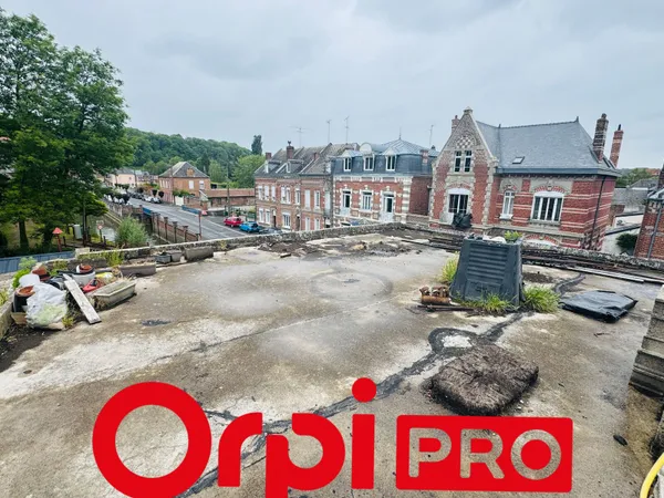 Local commercial 236 m²