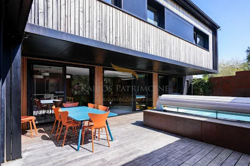 Maison 9 pièces 199 m²