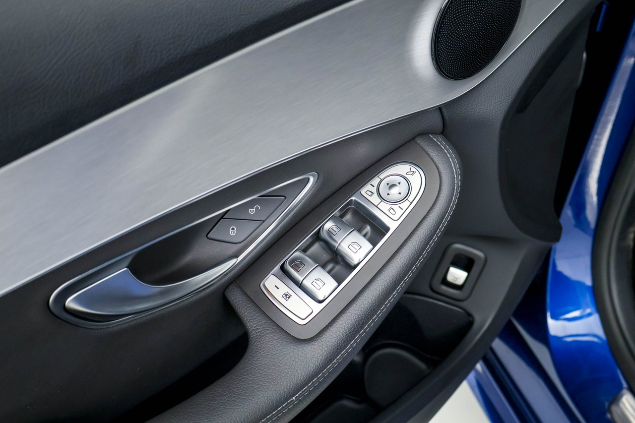 Mercedes Classe C — photo 16