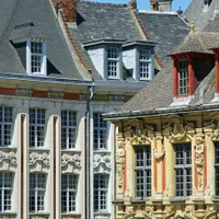 Marché immobilier Cambrai 2026 : prix, beffroi UNESCO, bataille des chars de 1917 et une sous-préfecture du Nord à 1 581 €/m², 59 % sous Lille