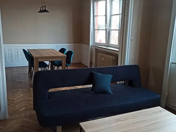 Appartement ancien et lumineux