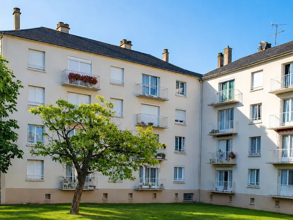 Appartement lumineux 60 m² dernier étage, proche centre ville