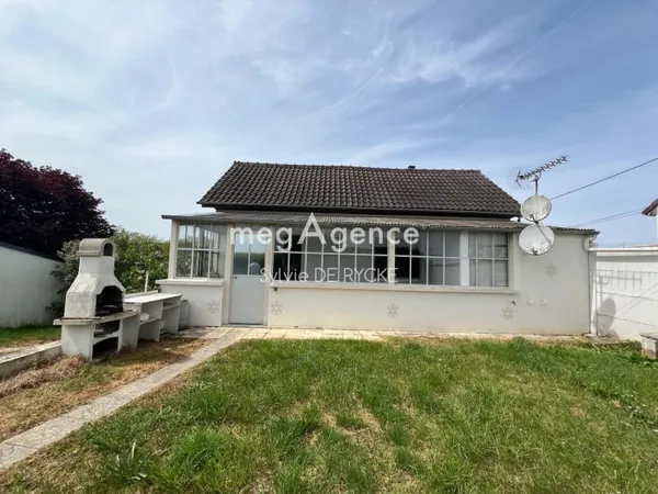 Maison sur 369m2 de terrain