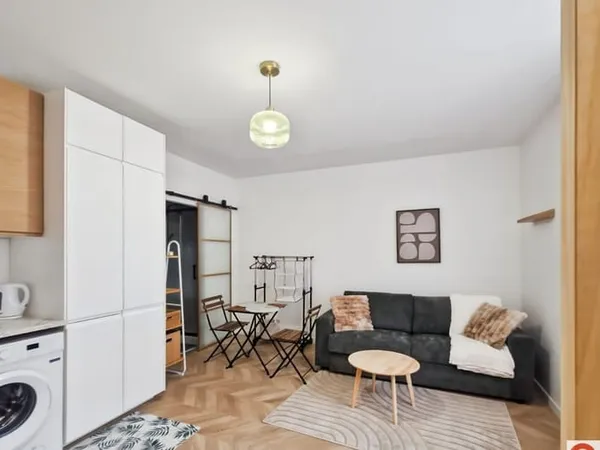 Studio 1 pièce 19 m²