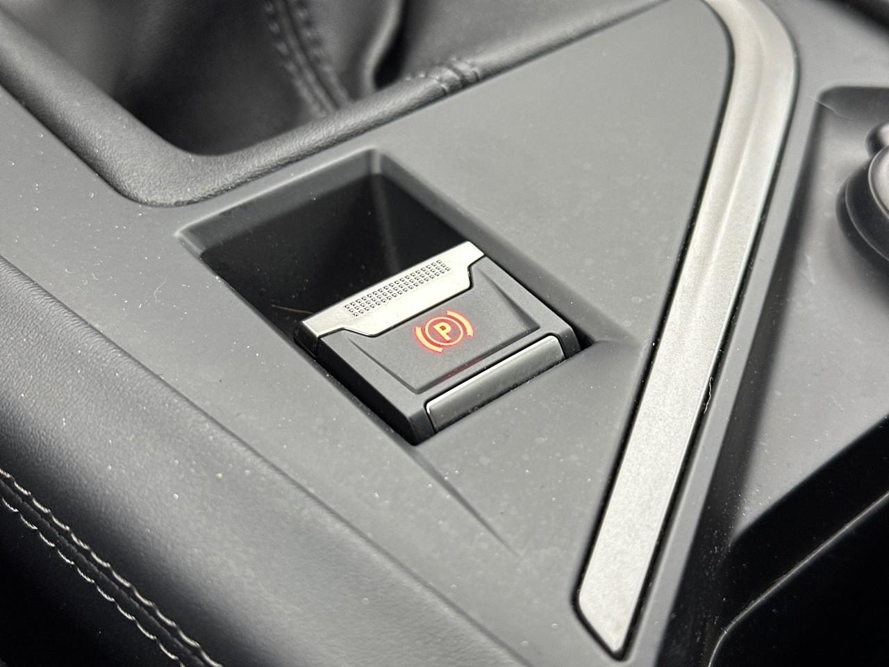 Peugeot 308 puretech 130ch s&s bvm6 allure pack — photo 32