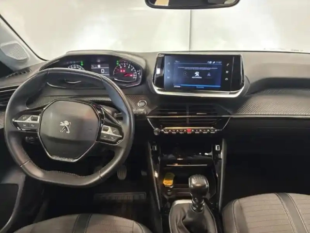 Peugeot 208 1.2 puretech 100ch s&amp;s allure 118g — photo 16