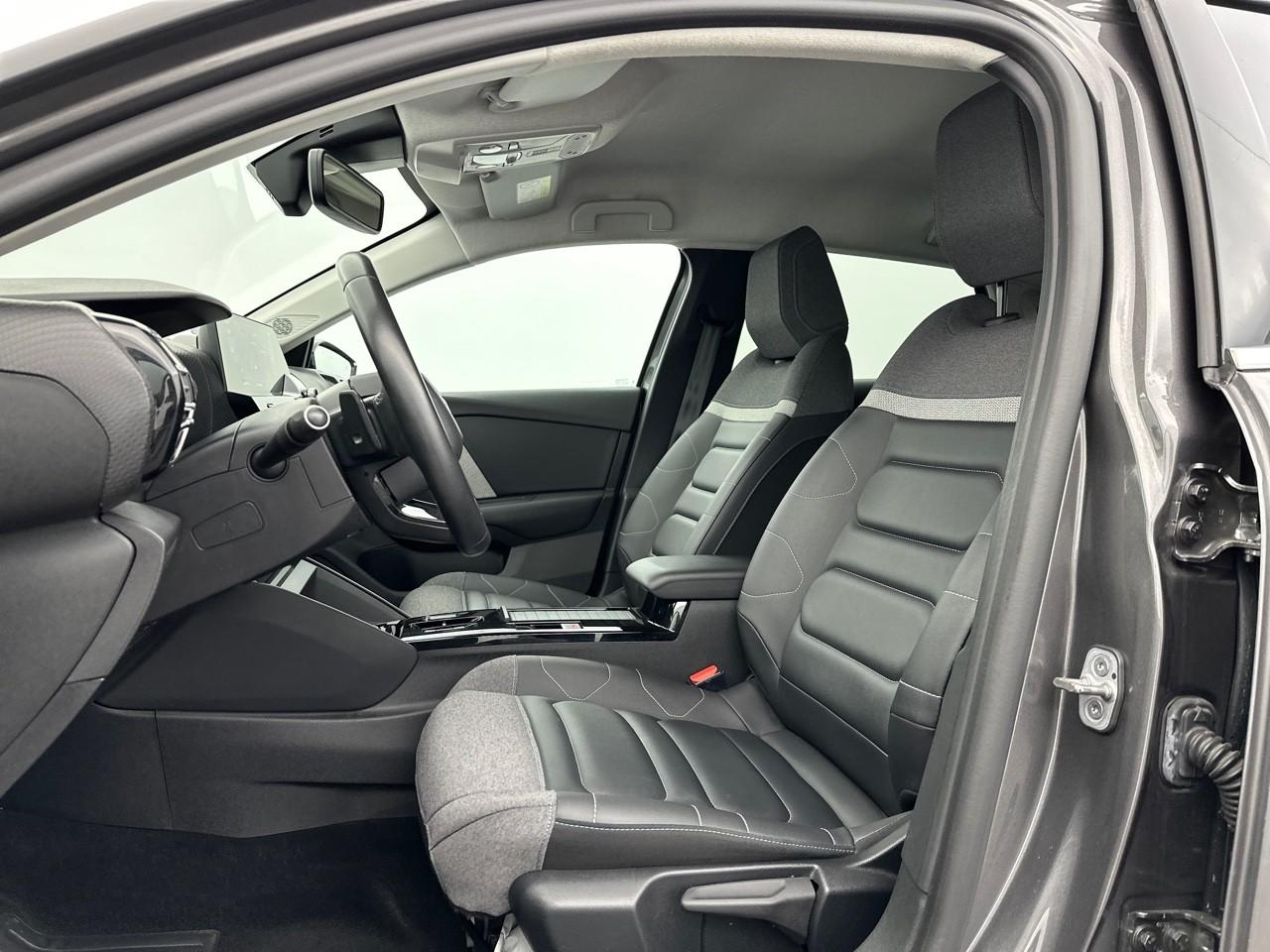 Citroën C4 puretech 130 s&s eat8 shine — photo 9