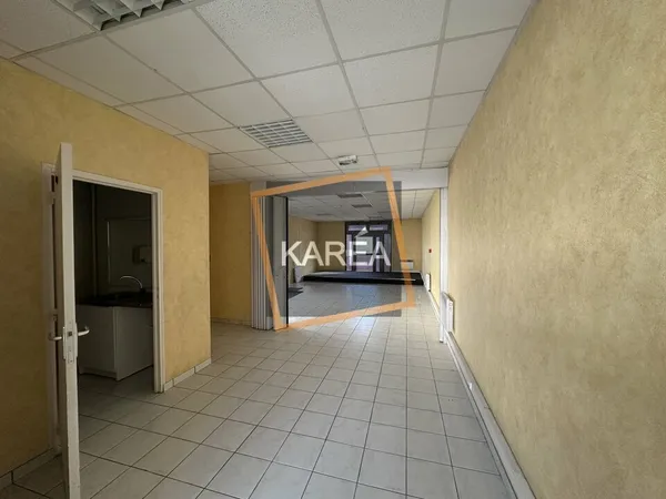 Local professionnel 78 m²