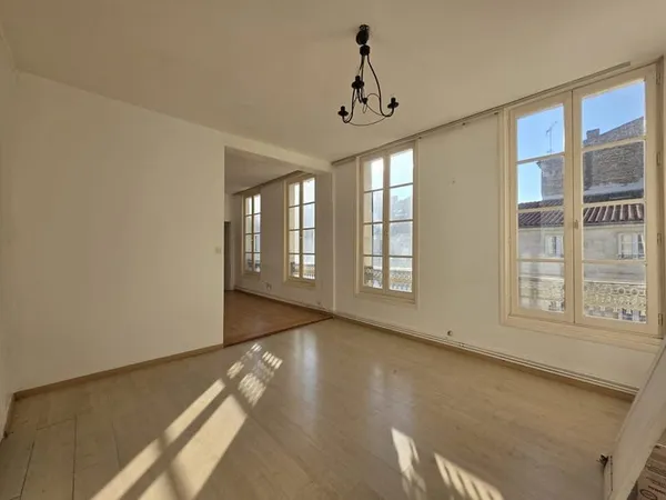 Appartement 6 pièces 124 m²