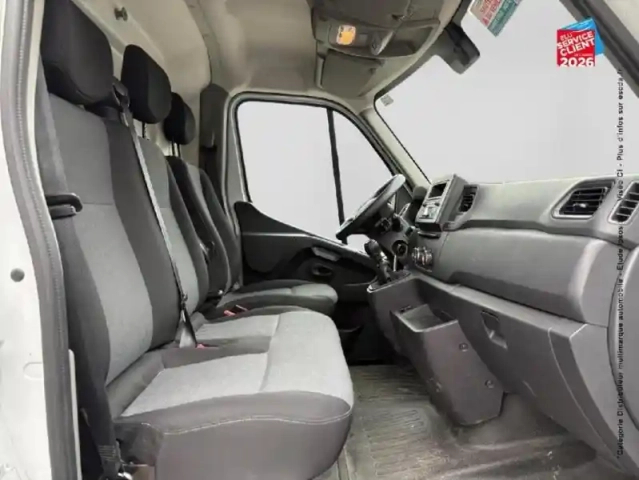 Renault Master fg f3500 l2h2 2.3 blue dci 135ch confort euro6 — photo 20