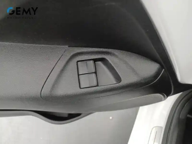 Peugeot 108 vti 72ch s&amp;s bvm5 — photo 32