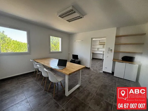 Bureau 30 m²