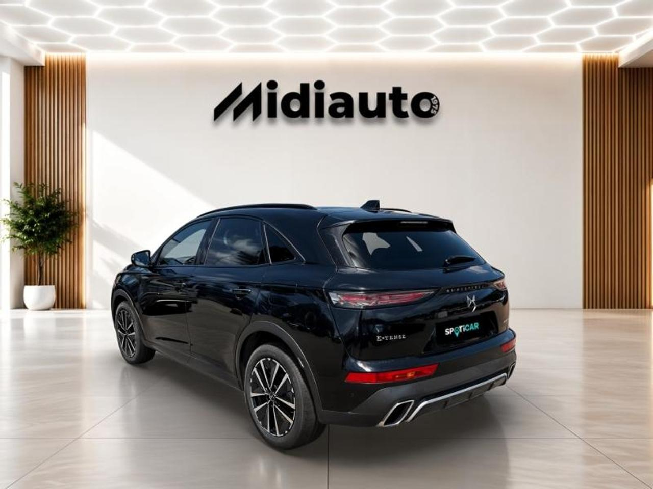 Ds Ds 7 crossback e-tense 225 rivoli // focal // toit ouvrant // cof — photo 3
