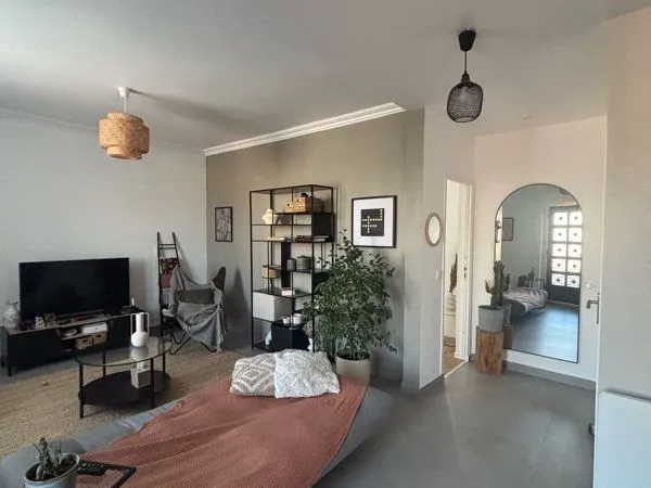 Jolie Maison meublé avec jardin
