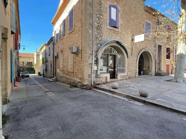 Vente beau salon de coiffure à La Roque d'Anthéron