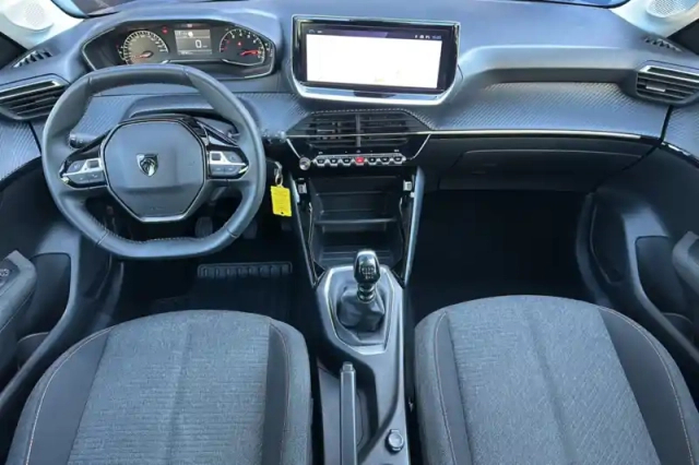 Peugeot 208 100 s&amp;s bvm6 — photo 12