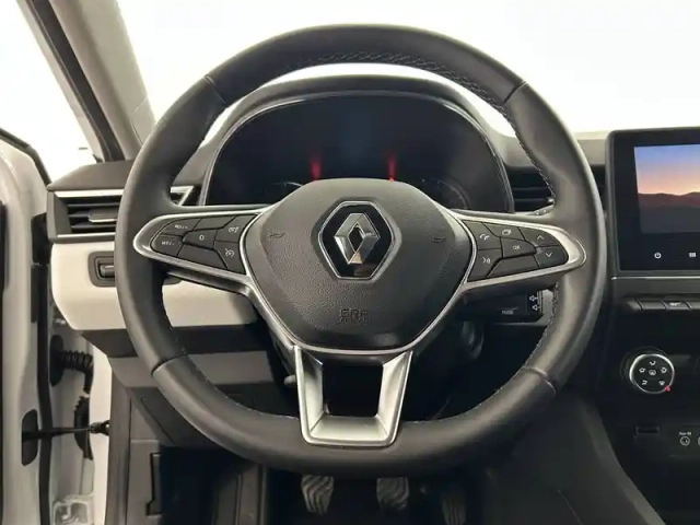 Renault Clio sce 65 — photo 15