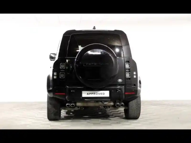 Land Rover Defender 110 5.0 p525 x-dynamic v8 — photo 5