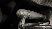 Peugeot 208 1.2 PureTech 100ch S&S Style EAT8 — photo 23