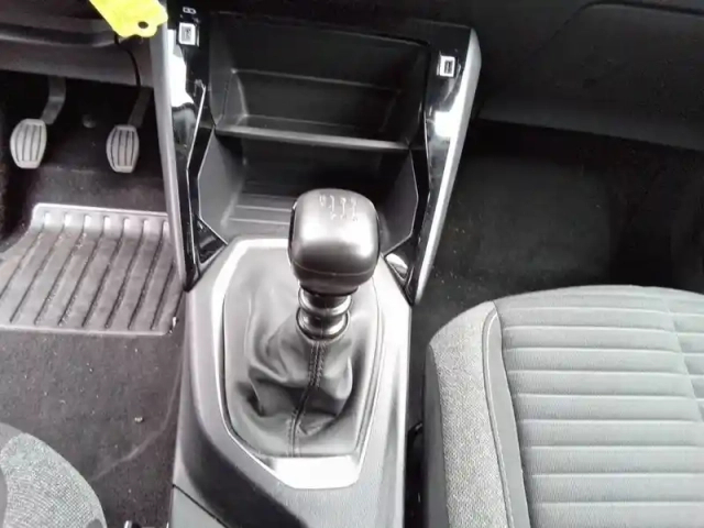 Peugeot 2008 bluehdi 110 s&amp;s bvm6 — photo 14