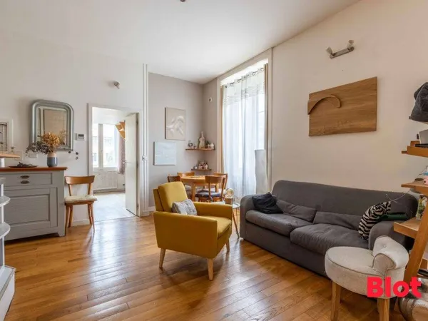 Duplex 7 pièces 181 m²