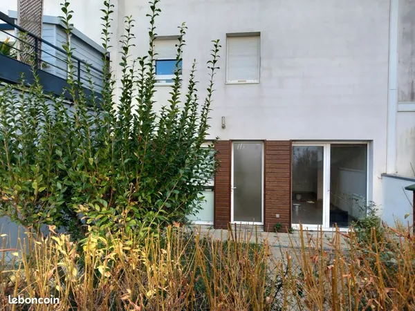 Appartement T2 + jardin privatif + place de parking