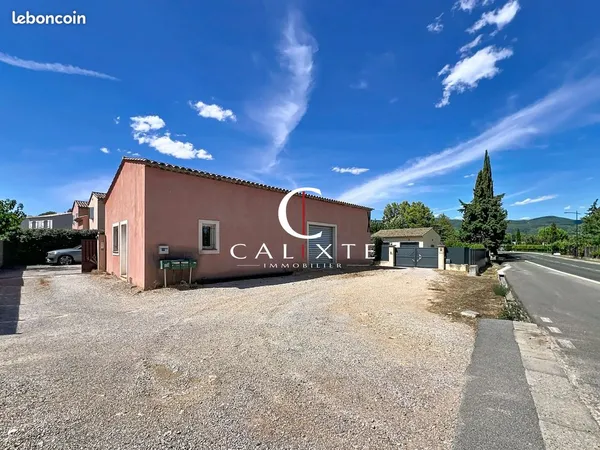 Local commercial 70 m² Fayence