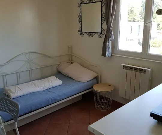 Chambre de 15m2 à louer sur Gradignan