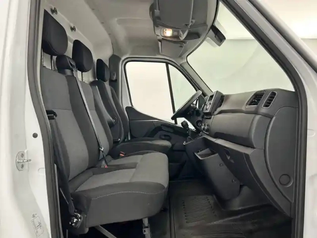 Renault Master fgn trac f3500 l2h2 blue dci 135 — photo 71