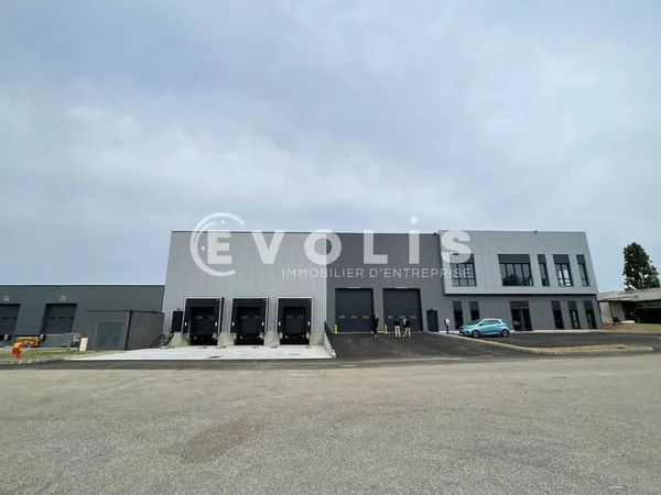 Local d'activité 1772 m²