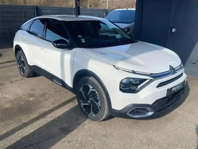 Citroën C4 puretech 130ch s&amp;s shine pack eat8 — photo 3