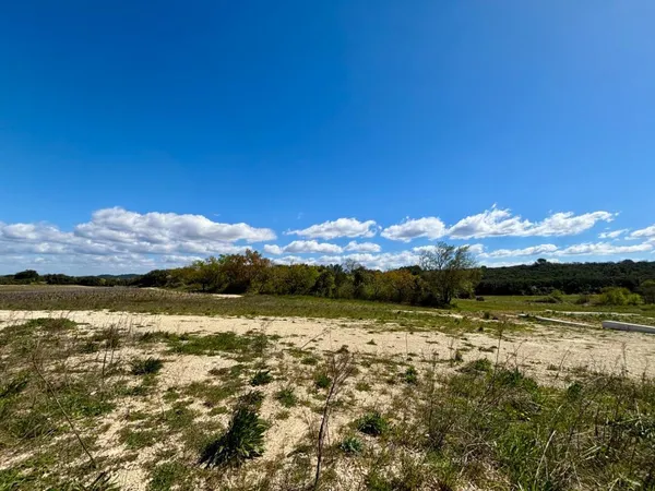 Terrains à bâtir à MONTAGNAC, TERRES DE DOLIA. 350m2