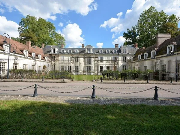 Maison 20 pièces 800 m²