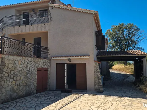Maison 9 pièces 159 m²