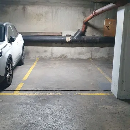 Place de parking à vendre 335 rue Lecourbe Paris 15ème