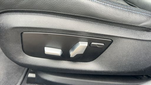 BMW Serie 5 520d 190 Mild Hybrid BVA - M Sport – 2021 – 127453 km – Diesel – Boîte Automatique — photo 19