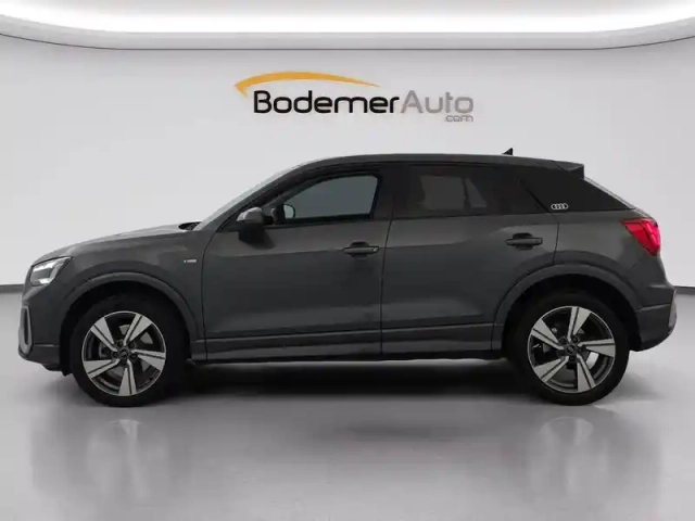 Audi Q2 35 tdi 150 s tronic 7 — photo 17