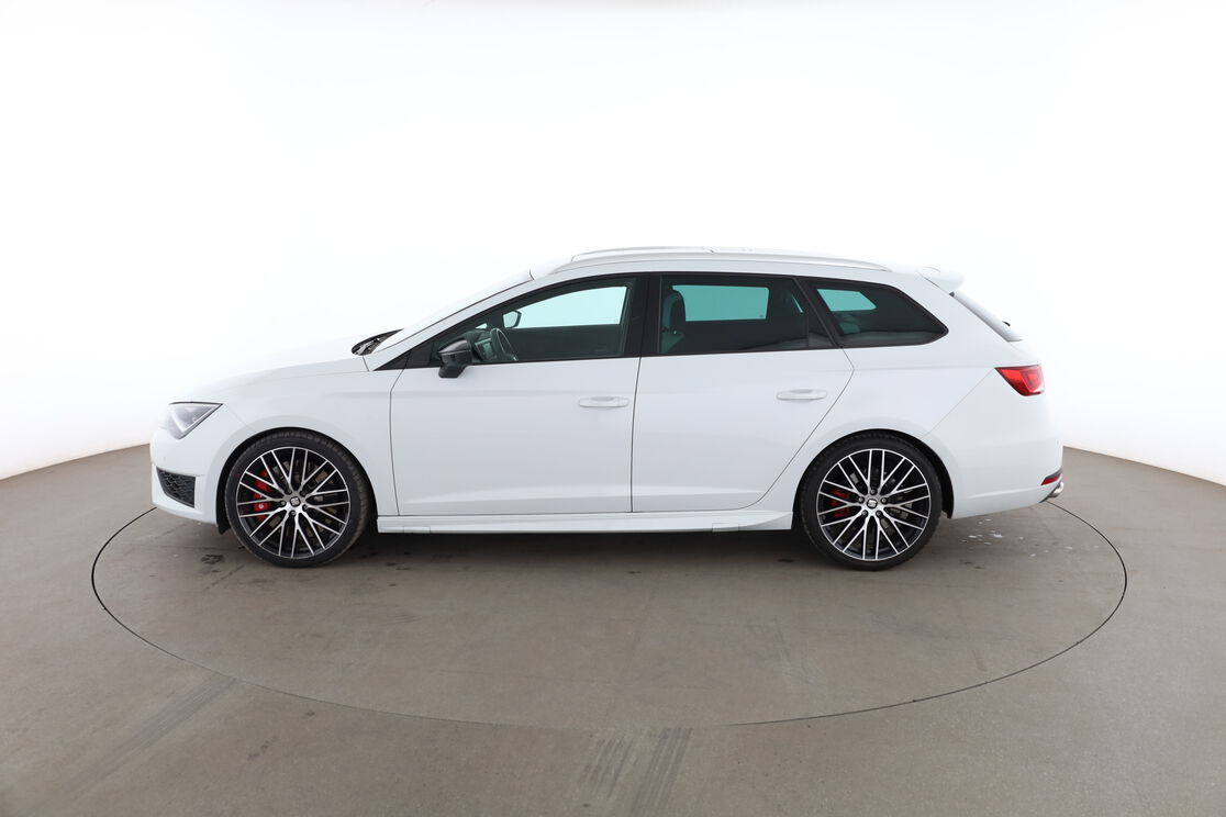 Seat Leon ST 2.0 TSI Cupra DSG6 — photo 2
