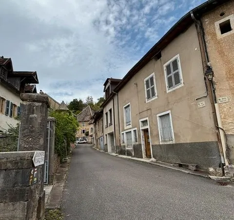 Maison a mouthier haute pierre