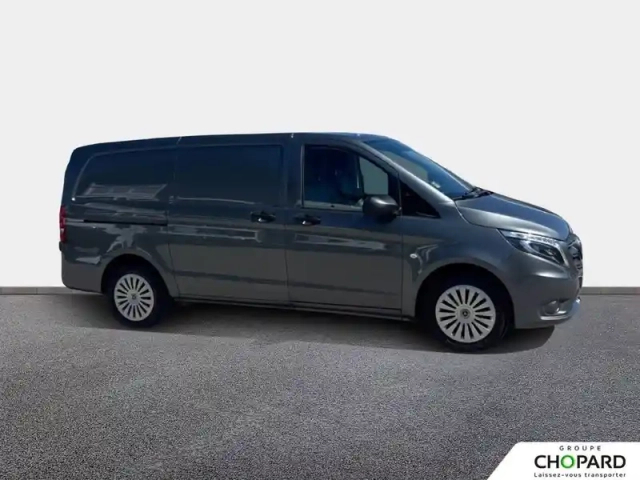Mercedes Vito fourgon 119 cdi long bva rwd — photo 9