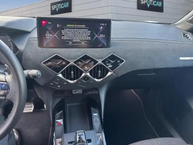 Ds Ds 3 ds3 crossback bluehdi 130 eat8 performance line+ — photo 11