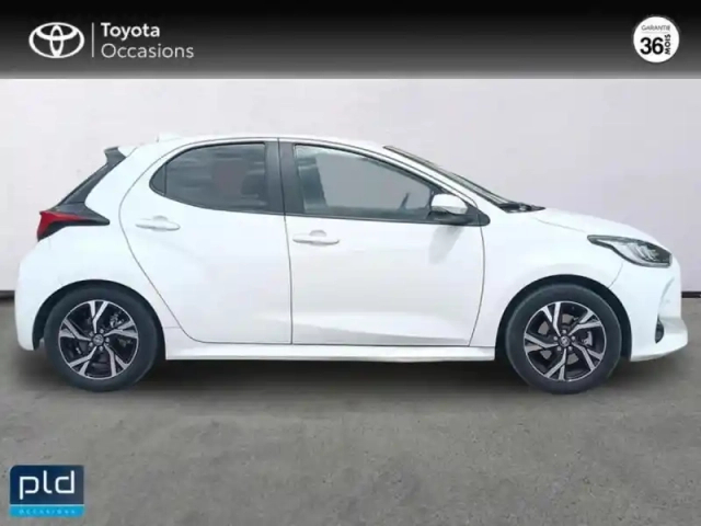 Toyota Yaris 116h design 5p my25 — photo 7