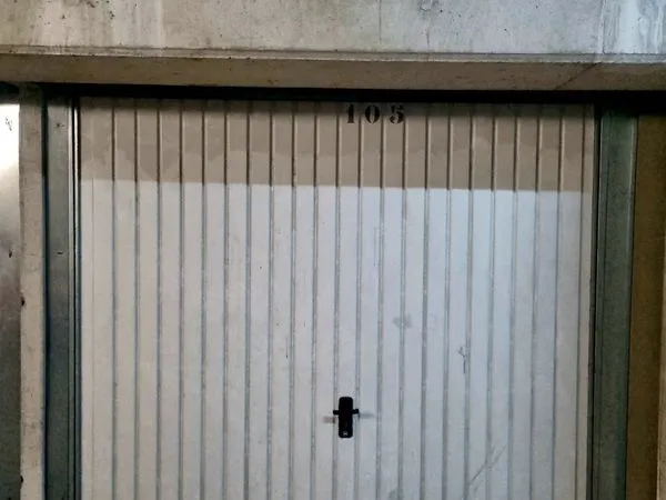 Garage/ box 32m2 proche rue d italie