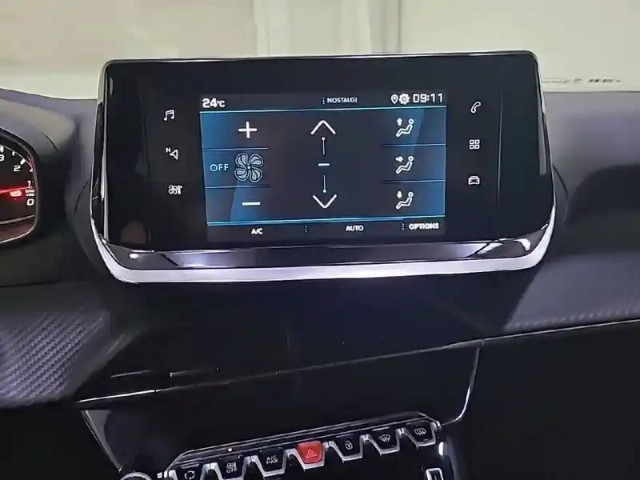 Peugeot 2008 puretech 130 s&amp;s eat8 — photo 40