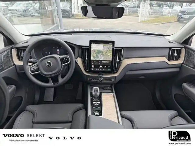 Volvo Xc60 t6 awd hybride rechargeable 253 ch+145 ch geartronic 8 — photo 4