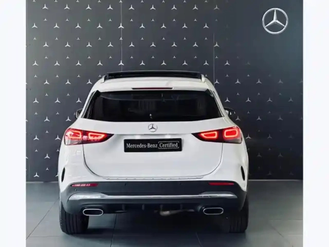 Mercedes Gla 220 d 4matic amg line — photo 28