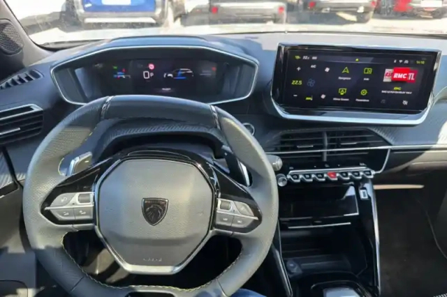 Peugeot 2008 hybrid 136 e-dcs6 — photo 86