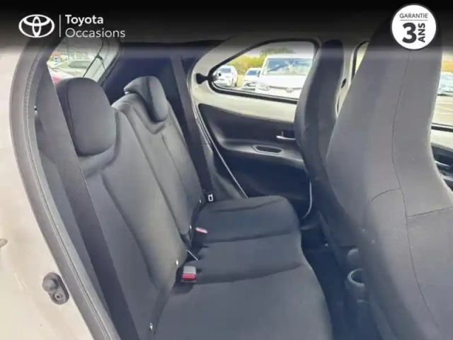 Toyota Aygo x 1.0 vvt-i 72ch dynamic — photo 7